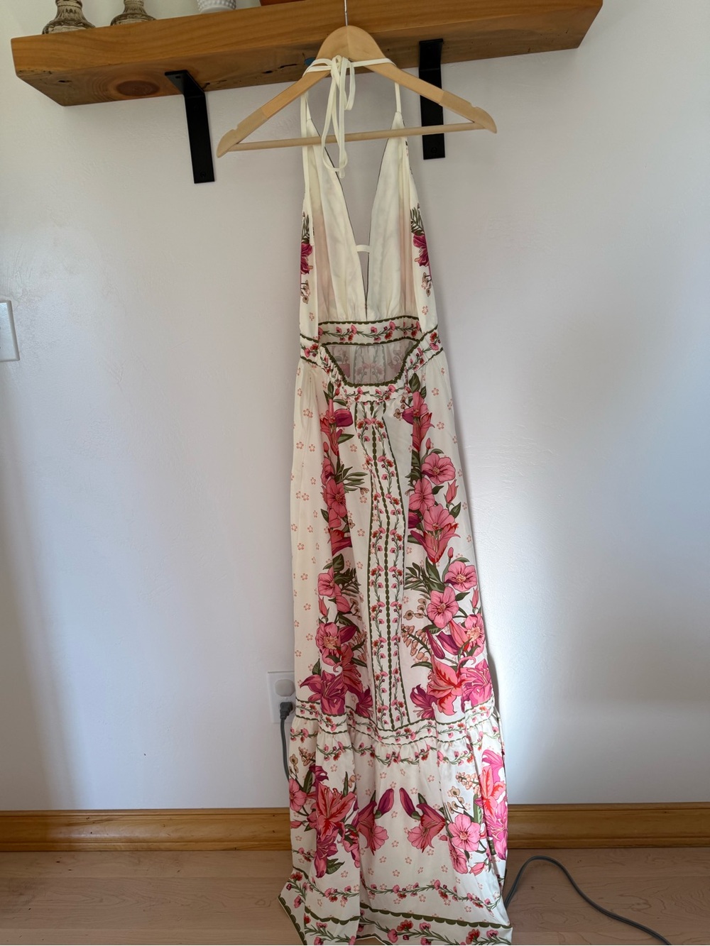 Commense Ivory Maxi Dress with Pink Floral Trim - Picture 5 of 6
